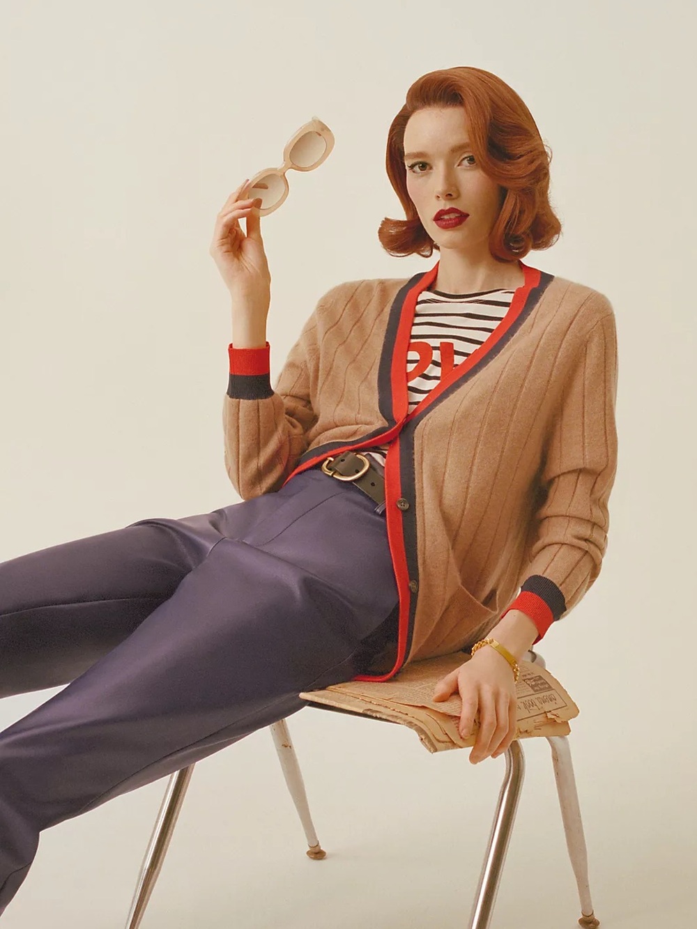 Kule Love Graphic Tee - Picture 5 of 7